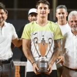 432208-camilo-ugo-carabelli-salio-campeon-del-challenger-de-rosario-y-rompio-un-record-personal