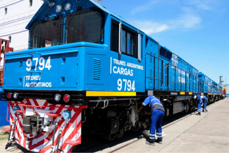 Privatizaciones y cierre de fideicomisos: qué acordó el Gobierno con el FMI