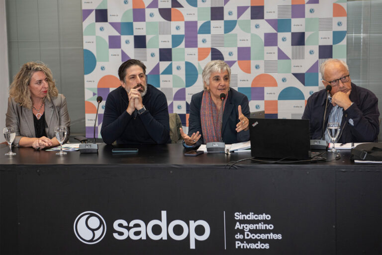Presentan una nueva diplomatura universitaria en formación sindical