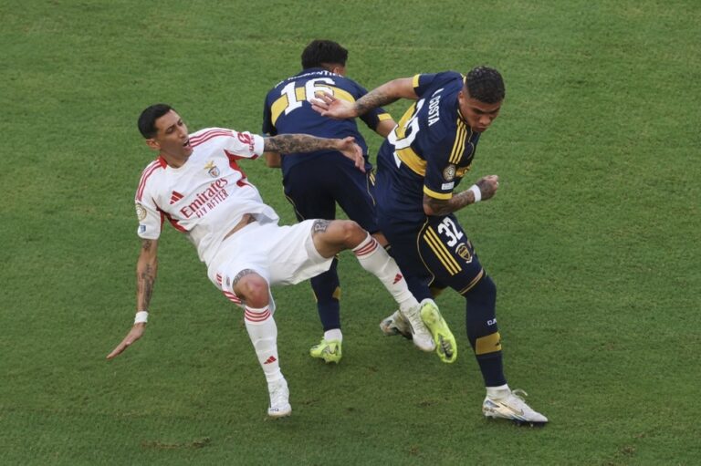 Boca, con el alma llena y las manos vacías