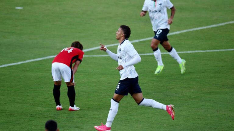 Monterrey goleó, avanzó a octavos y River quedó eliminado del Mundial de Clubes