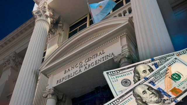 Caputo confirmó que el Tesoro compró u$s200 millones para reforzar las reservas del BCRA