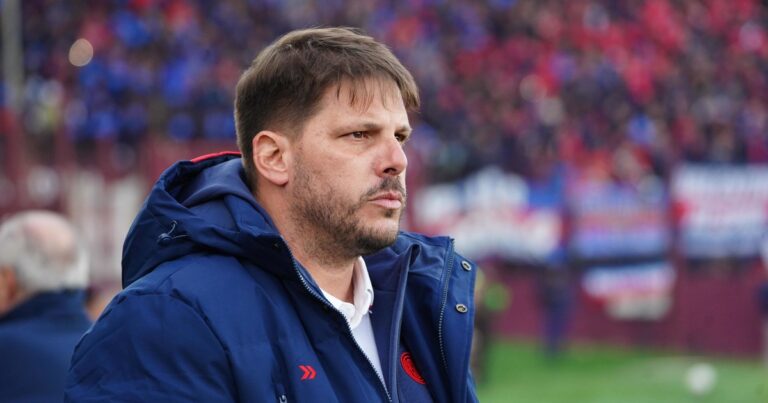 Ayude y la filosofía que quiere en este San Lorenzo: «El correr y meter no lo podemos negociar»