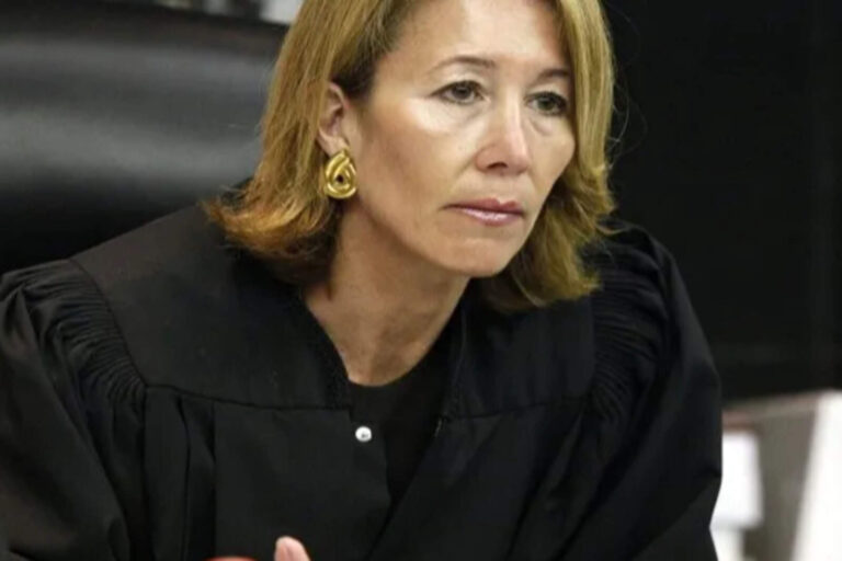 Una jueza demócrata no permitió que los archivos del caso Epstein sean divulgados