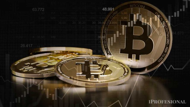 Bitcoin supera a acciones y commodities en rentabilidad en lo que va del 2025