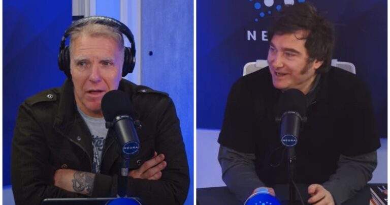 Javier Milei frenó una entrevista en vivo para firmar un decreto: Y sí man, laburo de presidente