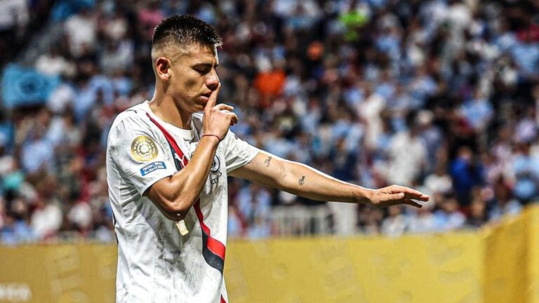 El guiño del Diablito Echeverri a River que generó revuelo entre los hinchas
