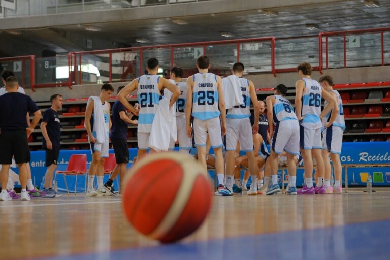 Con los jóvenes, Argentina sigue sus ensayos ante Costa de Marfil