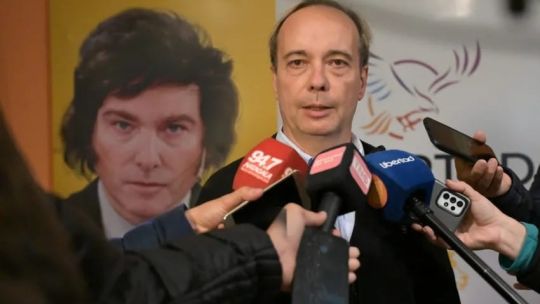 Piden la indagatoria del presidente de La Libertad Avanza Chaco por presuntas afiliaciones truchas