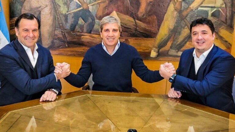 Renunciaron el Secretario de Industria y Comercio y el titular de la Secretaría de Pymes