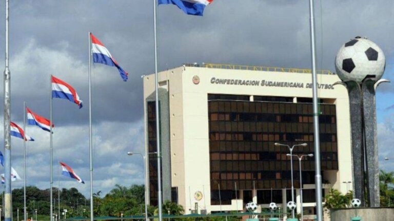 Conmebol condenó los incidentes en Independiente-U. de Chile: abrió una investigación