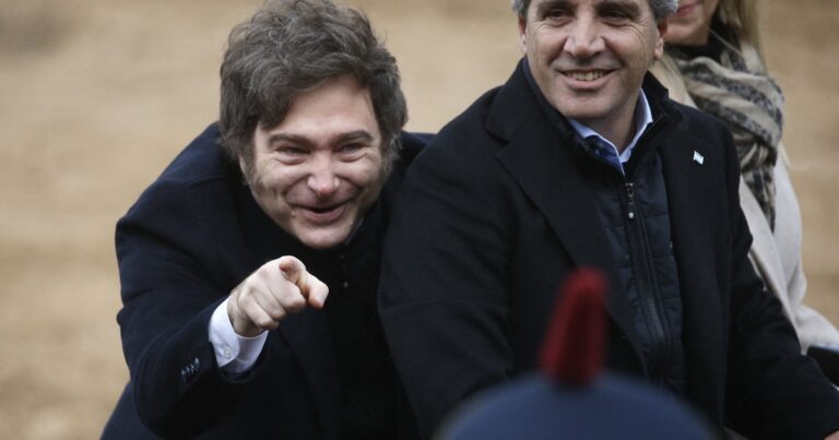 Con el dólar bajo presión, Luis Caputo admitió que las tasas de interés altas enfrían la economía