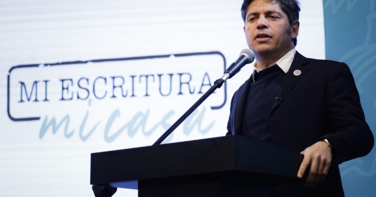 Kicillof aseguró que Fuerza Patria será competitiva en la elección legislativa en Provincia y cruzó a Milei: «No es el dueño del circo, es un payaso»