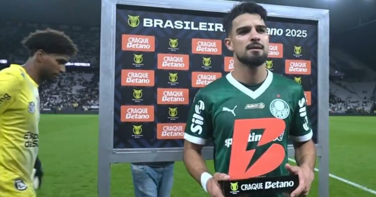 Video: el Flaco López ganó el MVP en el clásico y el arquero rival le tiró la bronca