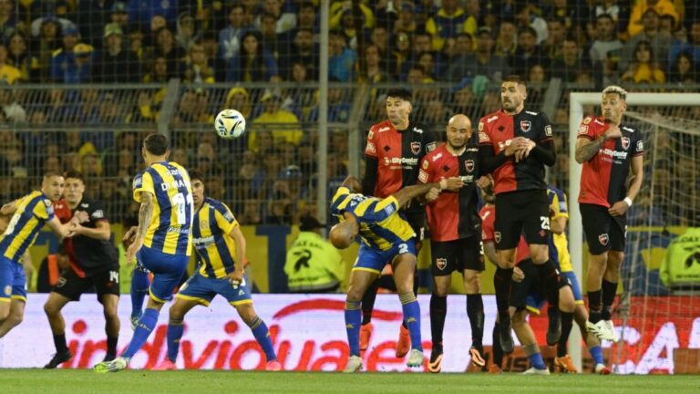Lionel Scaloni habló del gol de Ángel Di María en el clásico rosarino: «Estamos contentos, pero no por eso»
