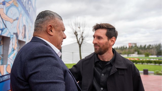 El detrás de escena de una foto polémica: Messi con Tapia, en pleno conflicto entre AFA y el Gobierno