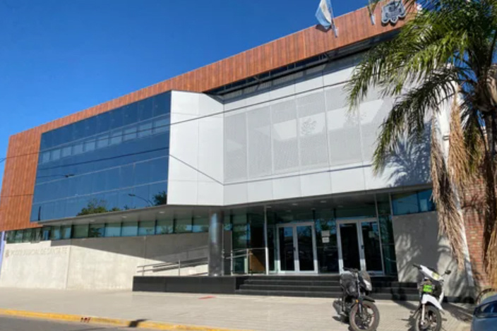 Santa Fe: lo condenaron a 12 años de prisión por abusar sexualmente de la hija de su ex mujer