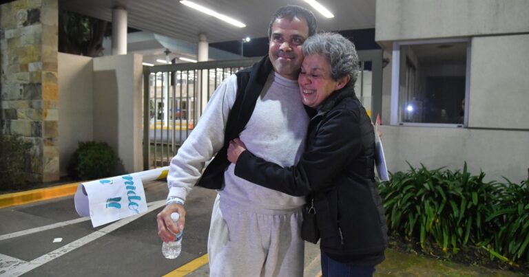 «Están partiendo familias a la mitad»: las dramáticas historias de los argentinos deportados de Estados Unidos