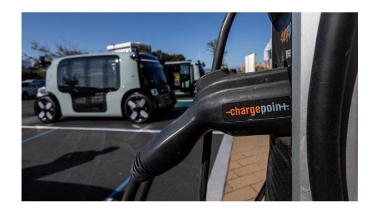 Amazon apuesta por Zoox, la empresa que debuta con robotaxis autónomos en Las Vegas