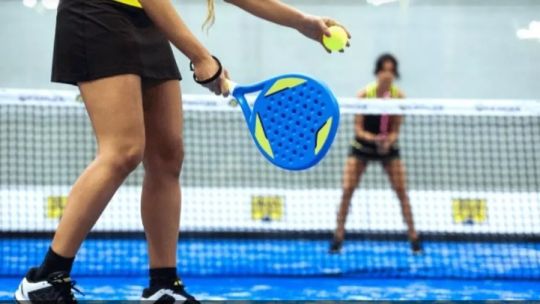 Nuevo libro de Fabio Martínez une pádel y literatura en historias de pasión cordobesa