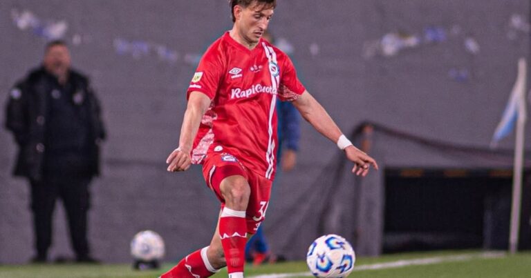 Otra dura lesión para Matías Giménez: al quirófano y se pierde lo que resta de año