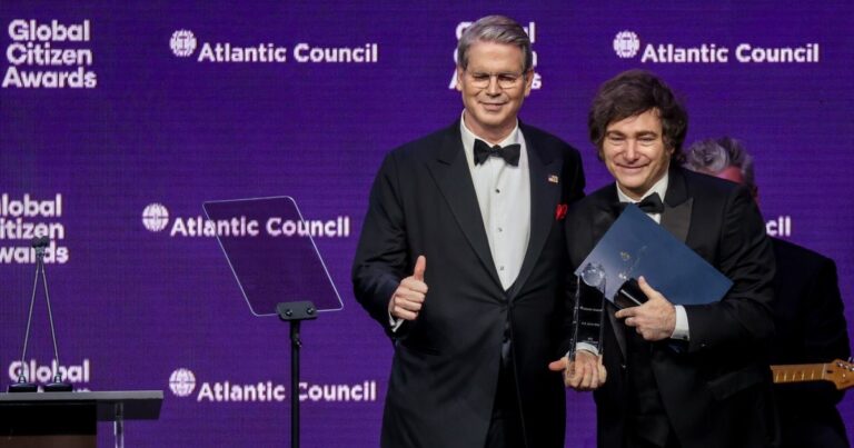 El llamado de los bancos en EE.UU. por el «Plan Bessent», la reacción china y el dólar que viene