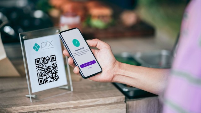 Pix en Brasil 2026: cómo evitar el fraude y las estafas con QR en tus vacaciones