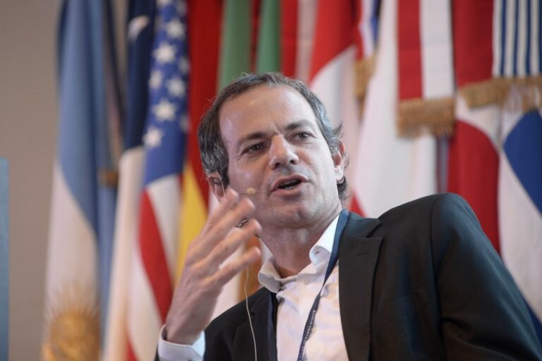 La Justicia embargó a Llach y González Fraga por fraude millonario en el caso Vicentín