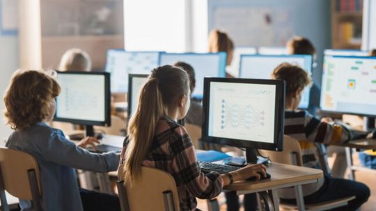 Profe, no me copié, usé una IA: la educación en debate