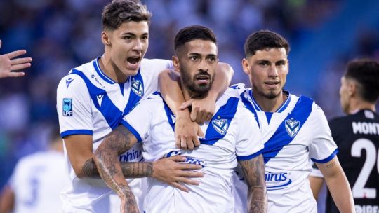 River cayó ante Vélez y acumuló su cuarto partido sin ganar: Juanfer Quintero Kendry Páez y Franco Armani salieron lesionados