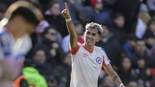 Boca Juniors negocia a contrarreloj con Argentinos por el pase de Alan Lescano: los detalles